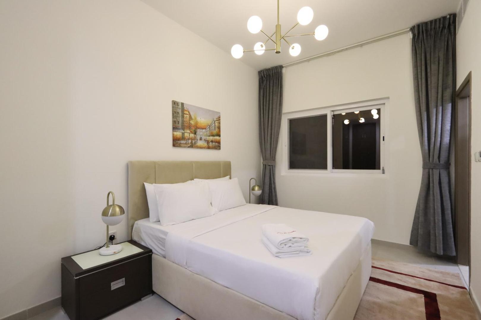 Livbnb- Classy 3 1 Maid's Townhouse In Villanova Villa *