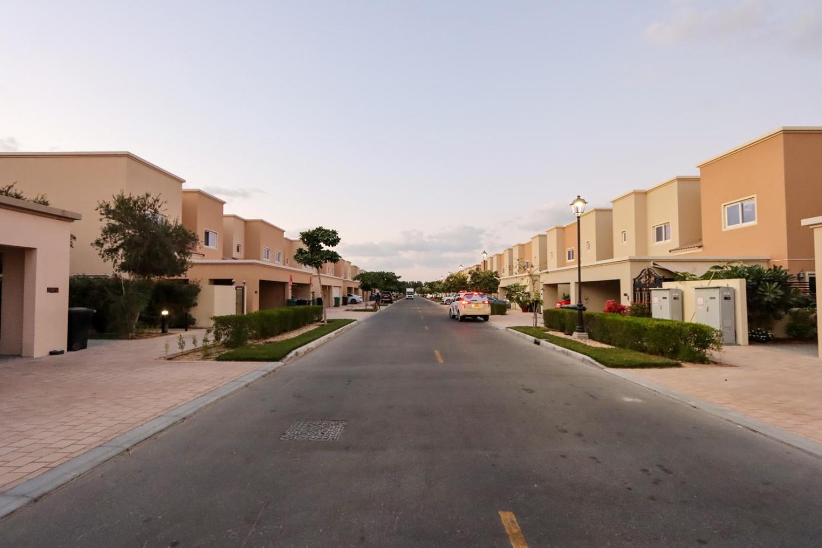 Villa Livbnb- Classy 3 1 Maid's Townhouse In Villanova Dubai