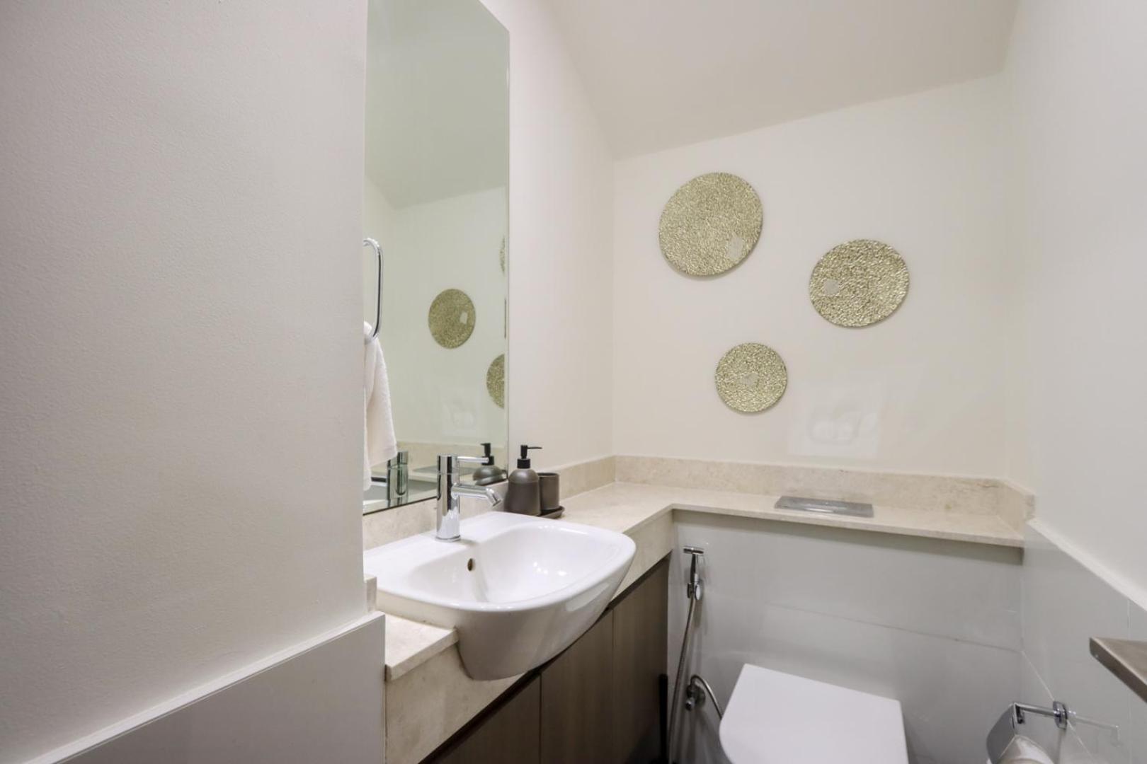 Villa Livbnb- Classy 3 1 Maid's Townhouse In Villanova Dubai