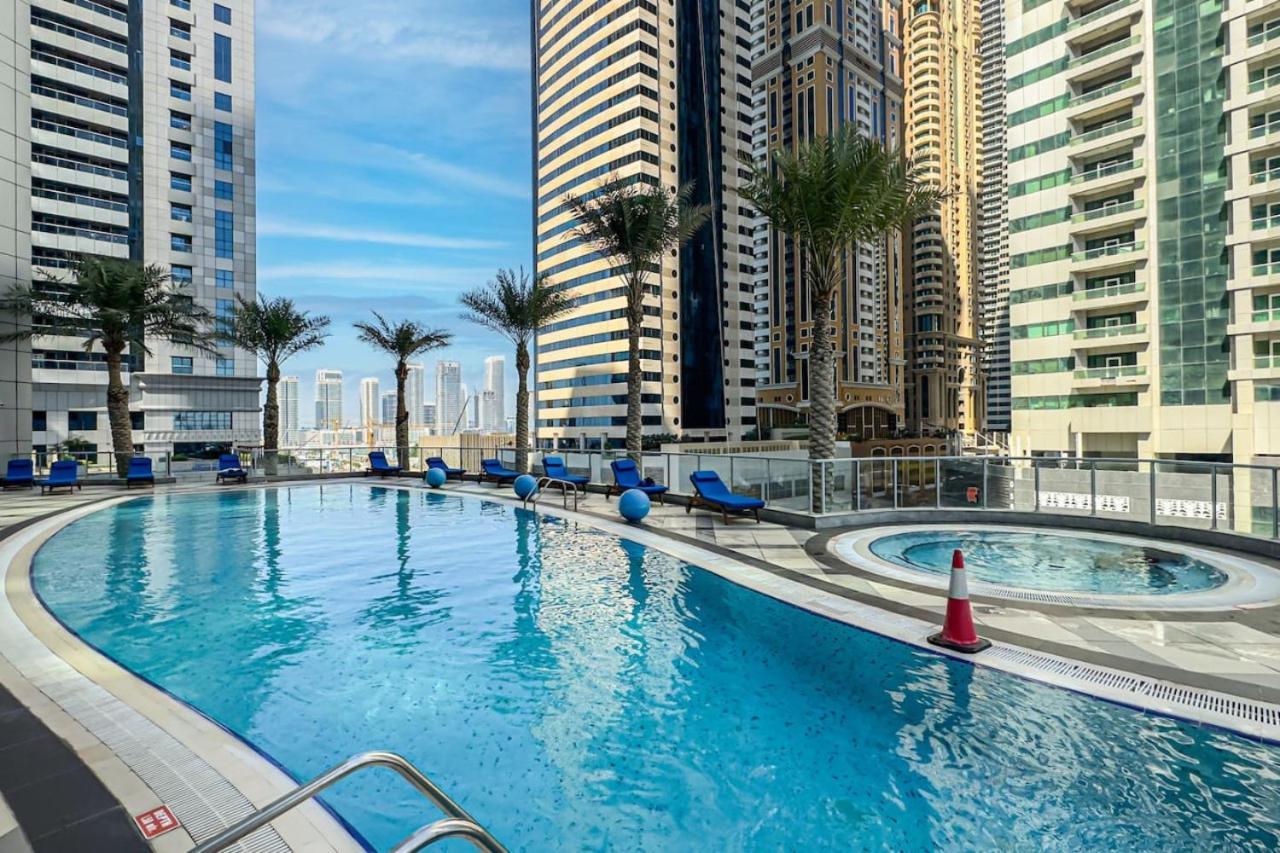 Heart Of The Marina, 1 Bdr Flat, Only Apartment *