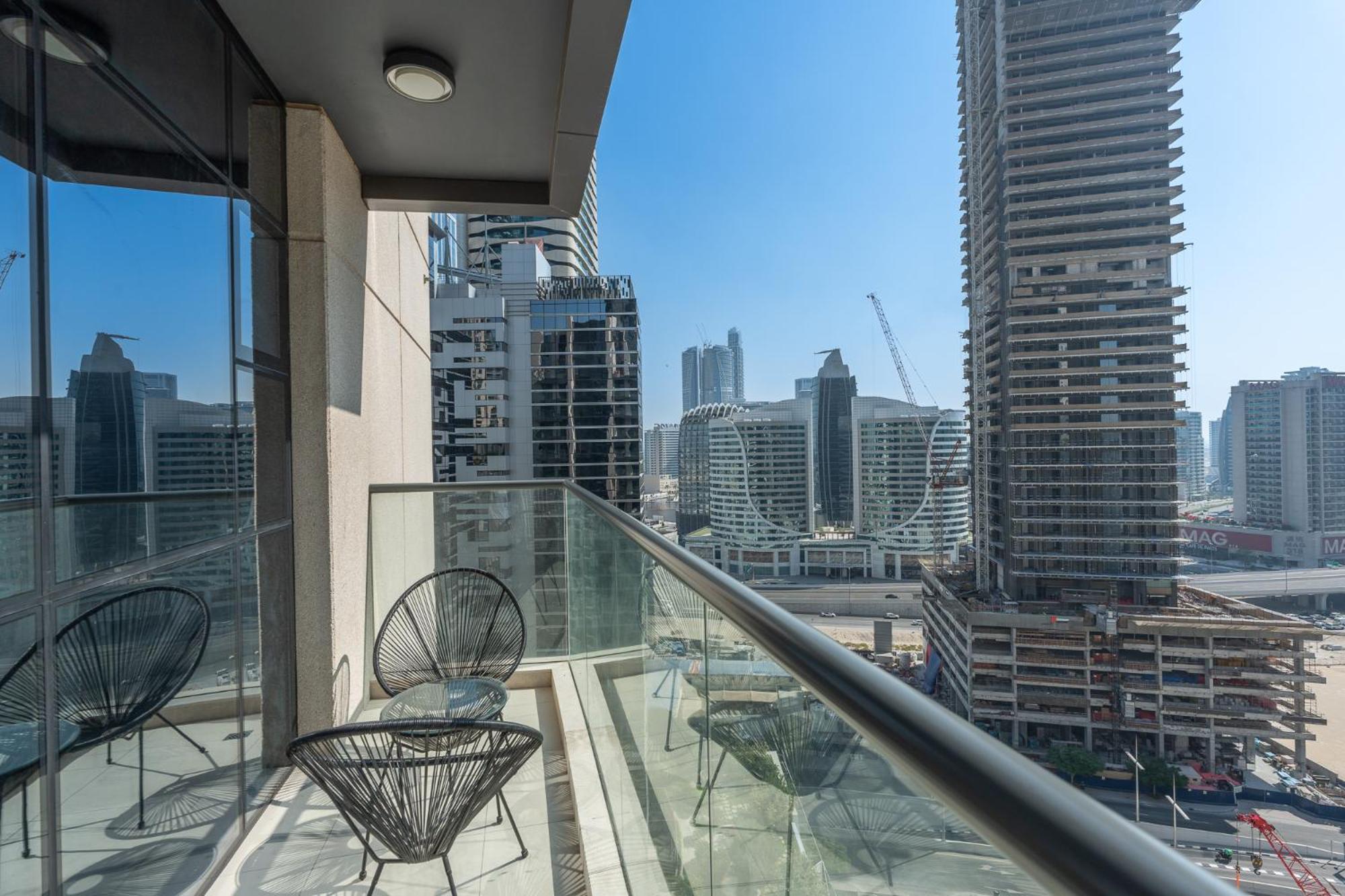 Apartment Heaven Crest Downtown - 3 Bedroom 2 Minute Walk To Mall And Burj Khalifa *