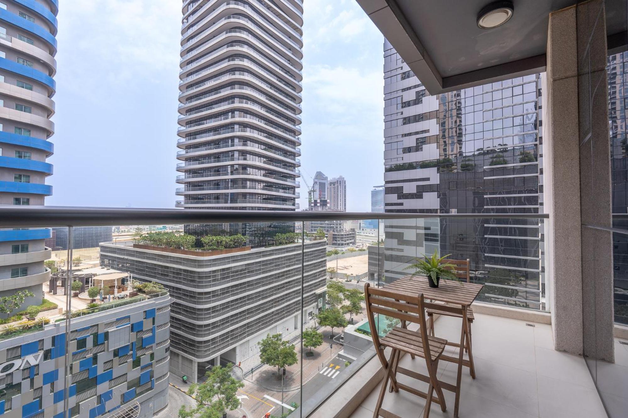 Heaven Crest Downtown - 3 Bedroom 2 Minute Walk To Mall And Burj Khalifa * Dubai