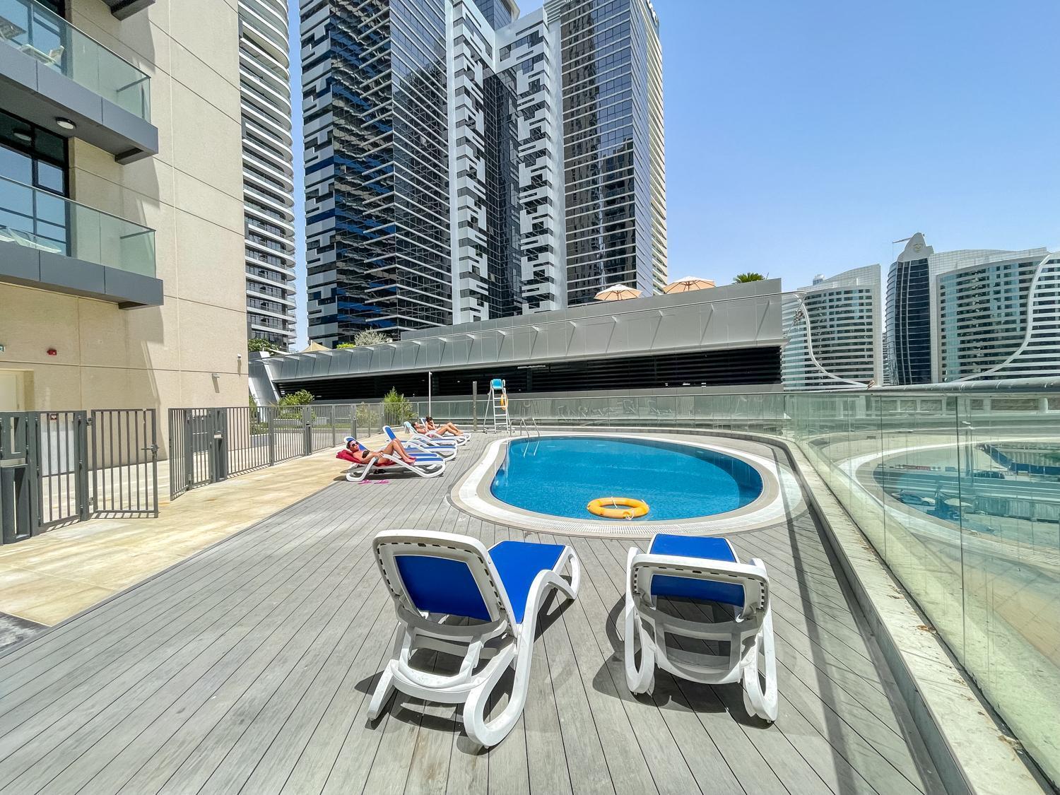 Heaven Crest Downtown - 3 Bedroom 2 Minute Walk To Mall And Burj Khalifa Apartment *