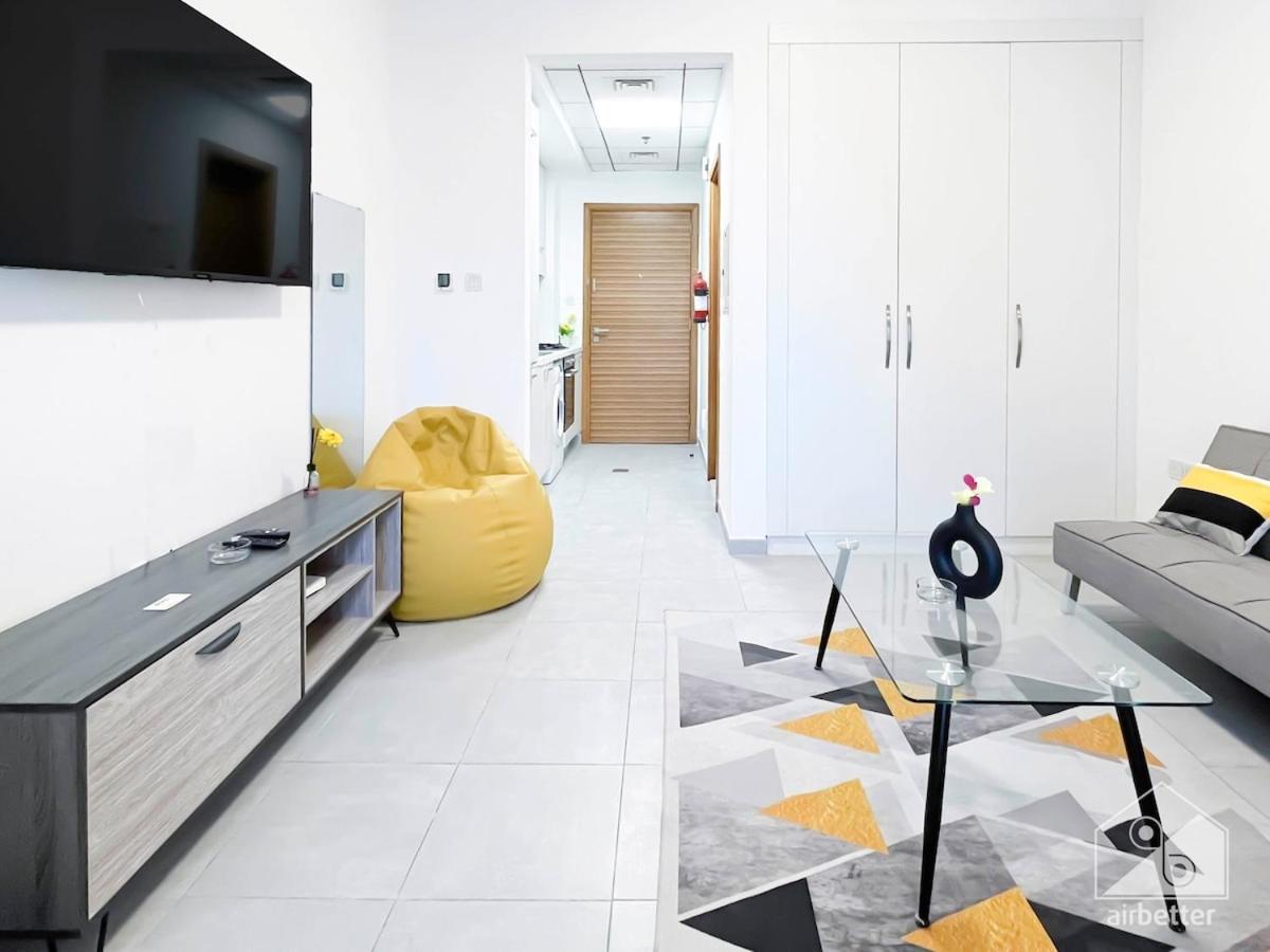 Garden View Comfort At Sherena Apartment Dubai