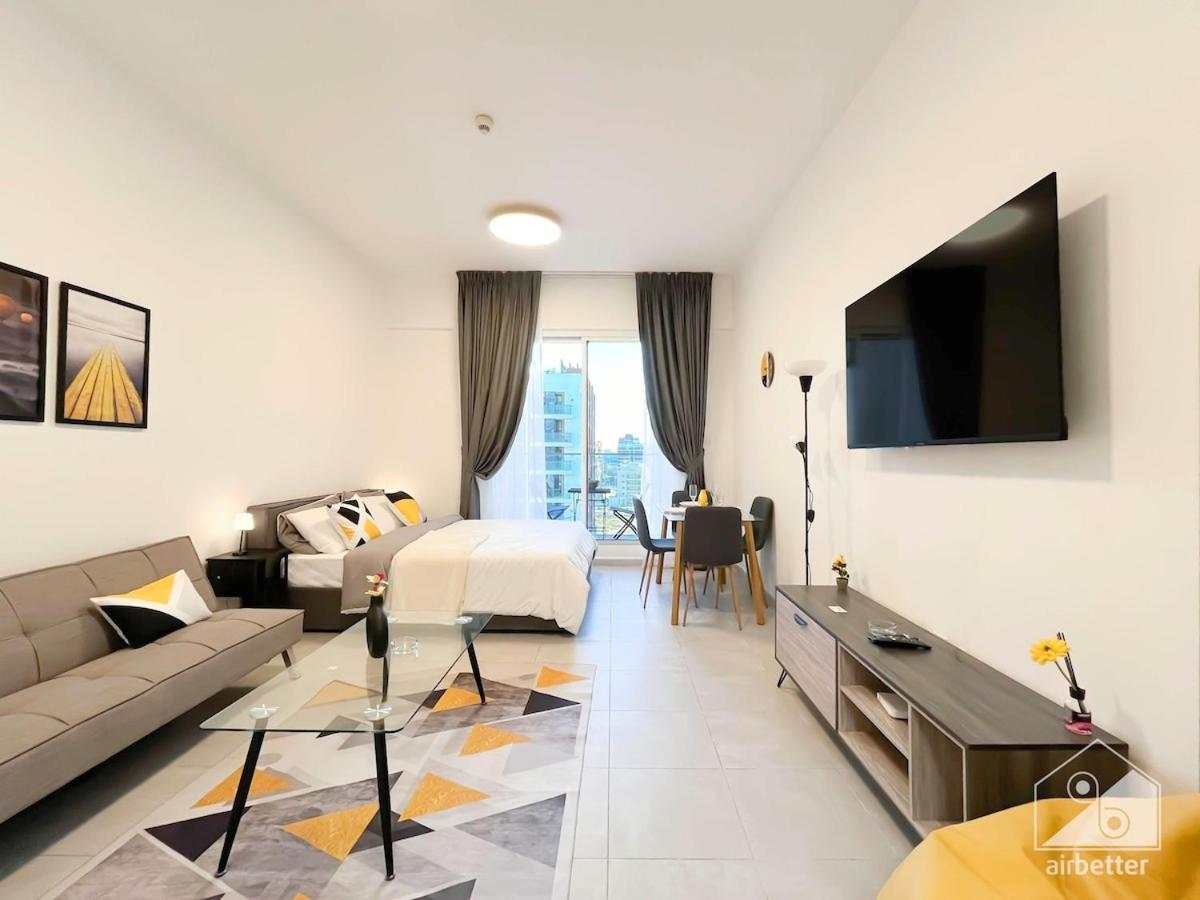Garden View Comfort At Sherena Dubai