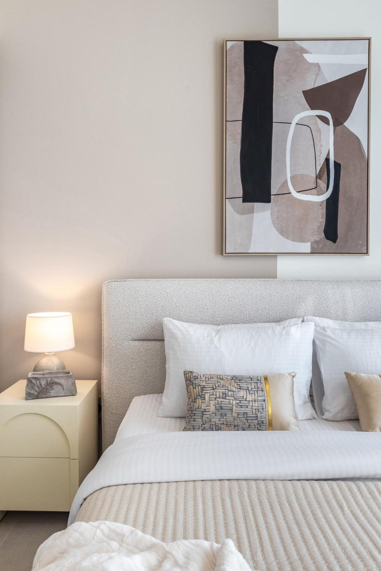 The Smart Concierge - Signature Grande Apartment
