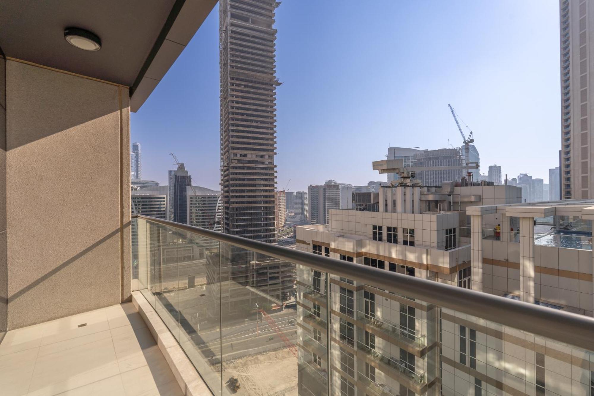 Apartment Heaven Crest Downtown - 3 Bedroom 2 Minute Walk To Mall And Burj Khalifa