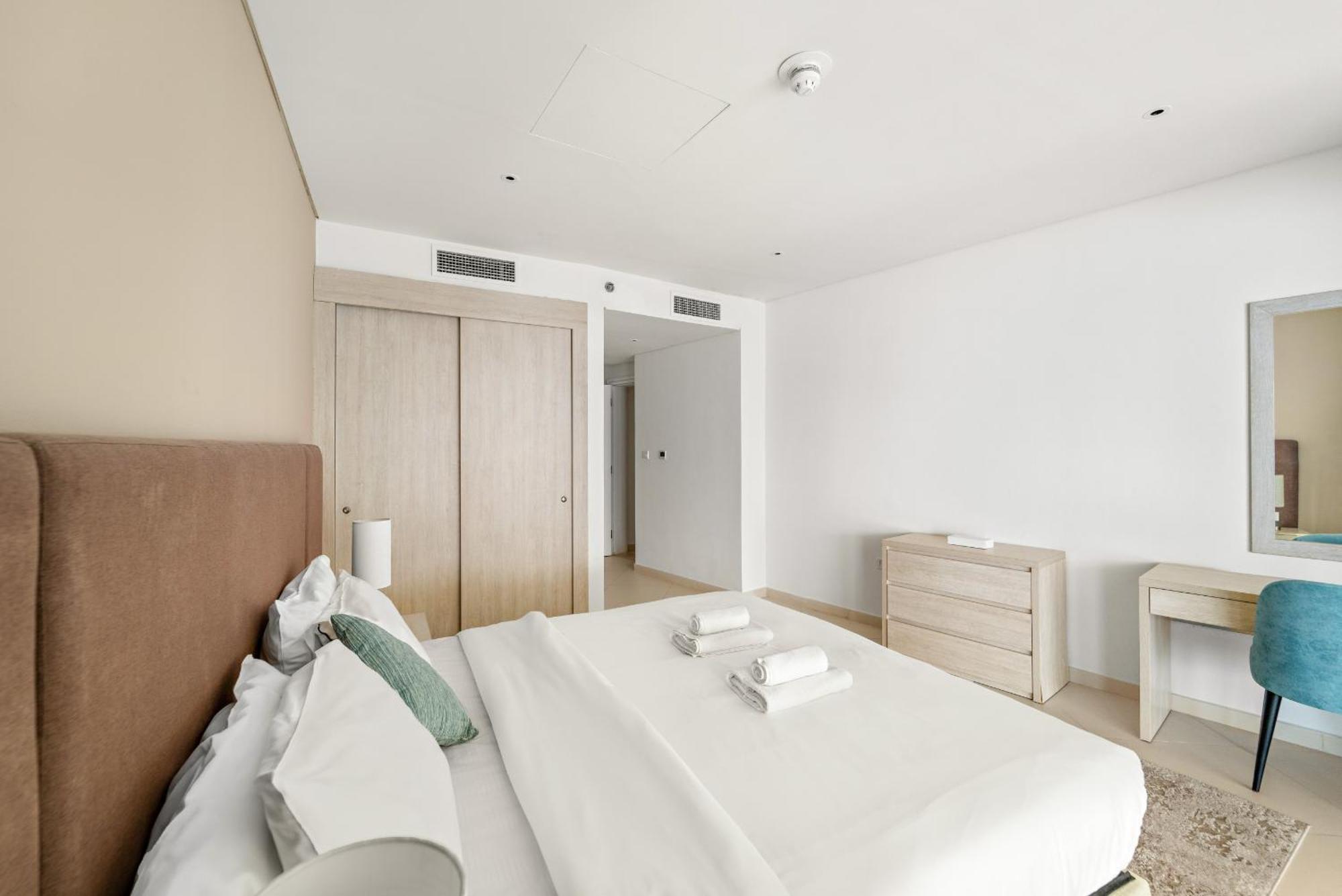 Vayk - Luxurious 2 Bd With Access In Palm Jumeirah Dubai