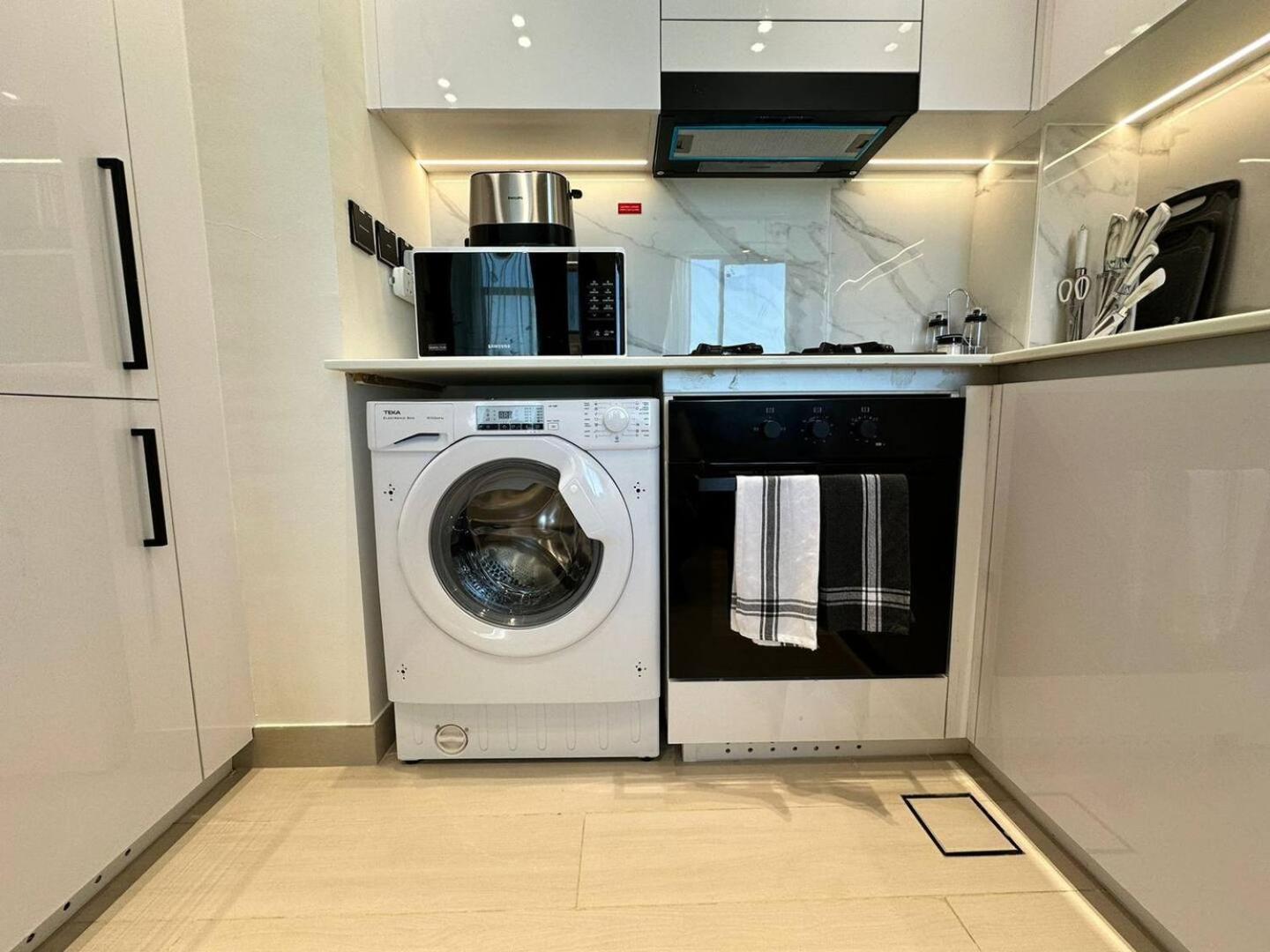 Sleek 1 Bedroom Urban Escape In Jvc Apartment Dubai