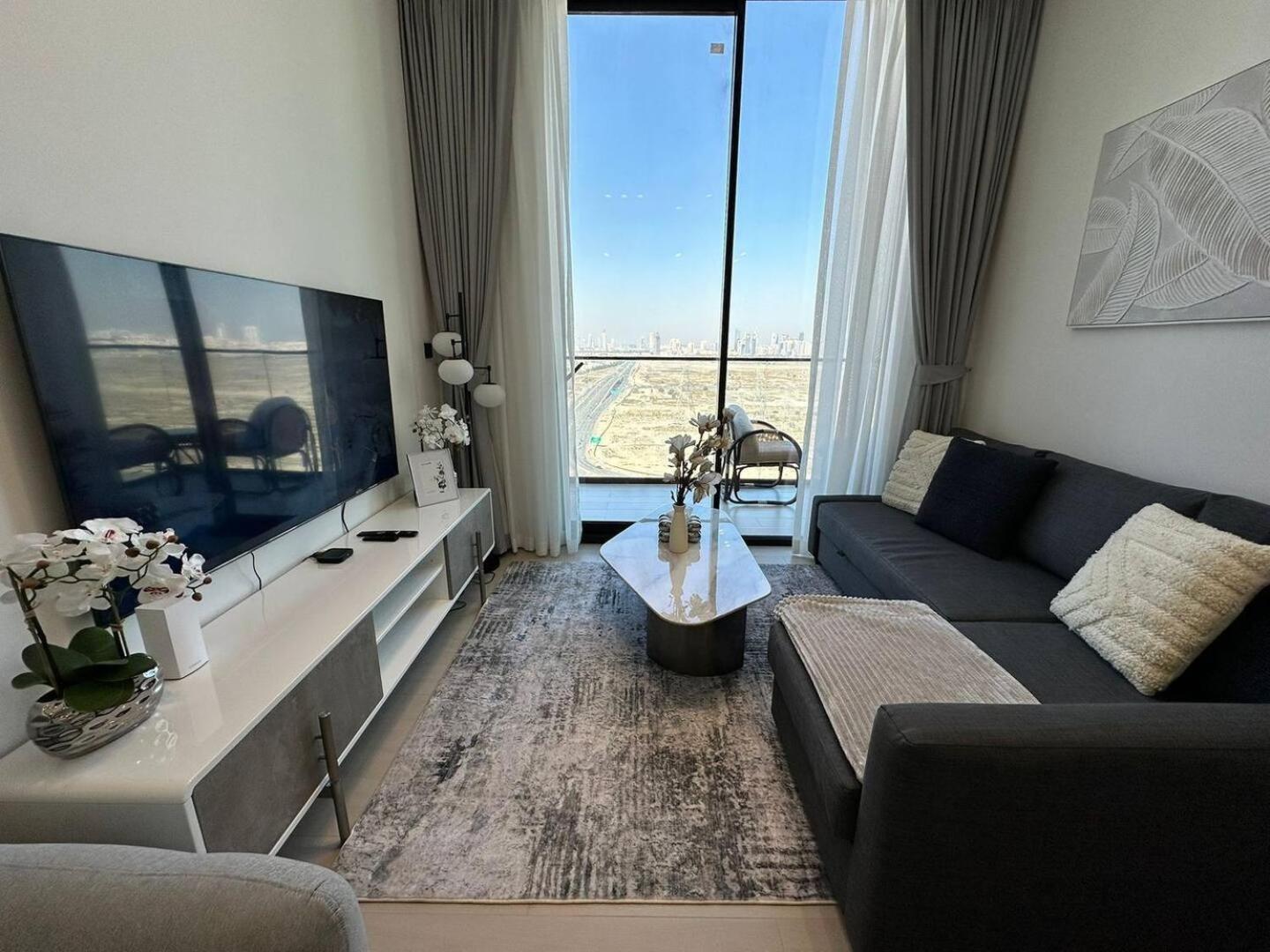 Sleek 1 Bedroom Urban Escape In Jvc Dubai