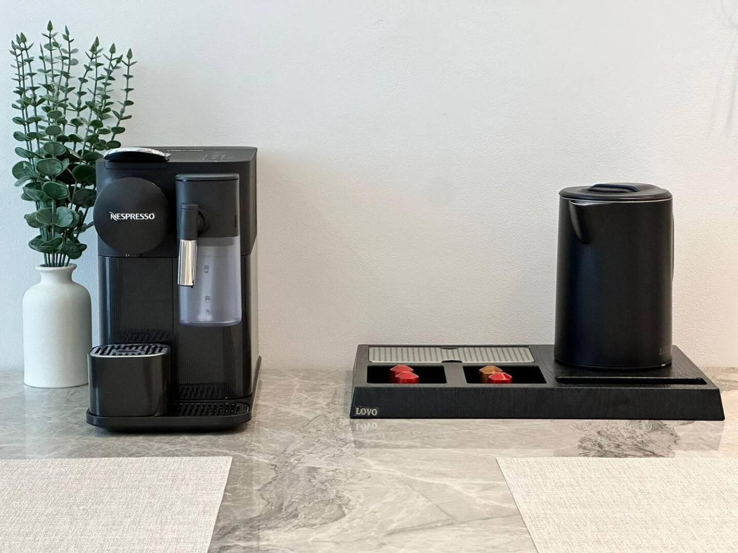 Sleek 1 Bedroom Urban Escape In Jvc *