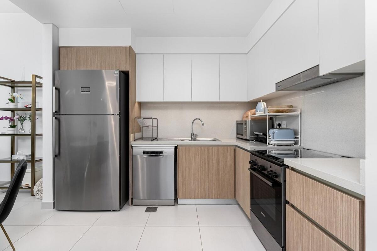 2br Haven With Pool, Gym, Tennis Court And Playground Dubai