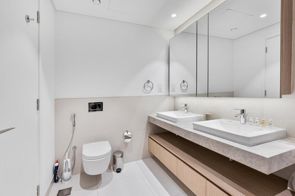 2br Haven With Pool, Gym, Tennis Court And Playground Apartment Dubai