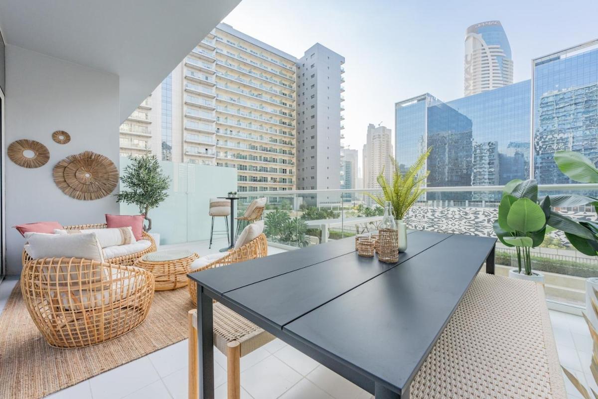 Bali-inspired 1-bedroom For 4 In Business Bay * Dubai
