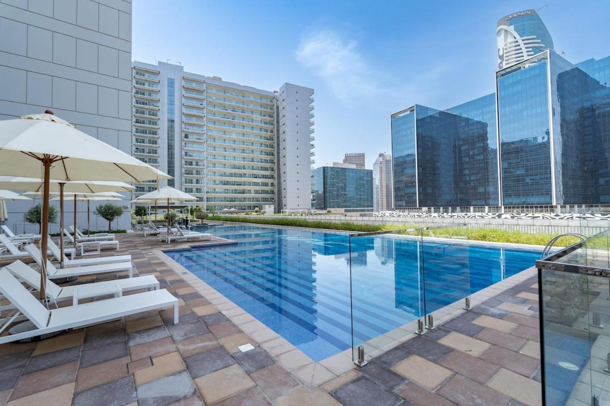 Bali-inspired 1-bedroom For 4 In Business Bay Apartment *