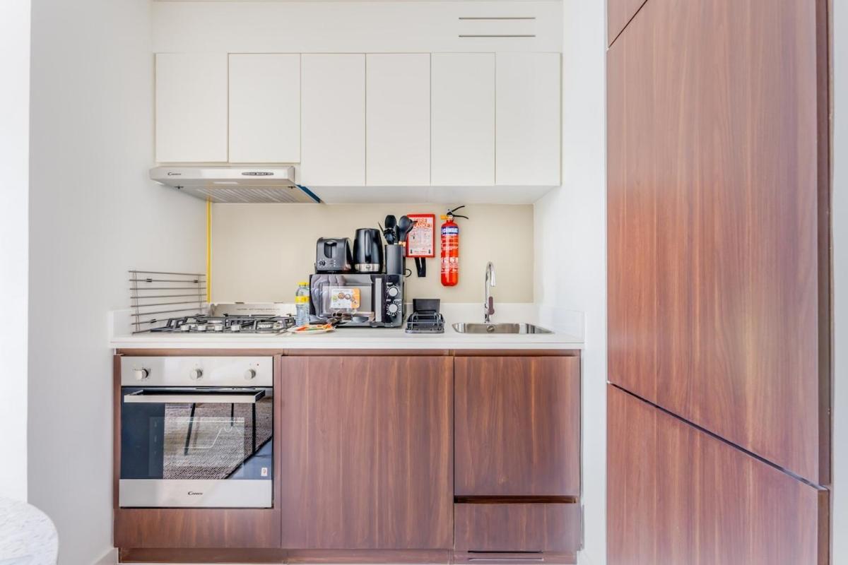 Bali-inspired 1-bedroom For 4 In Business Bay * Dubai