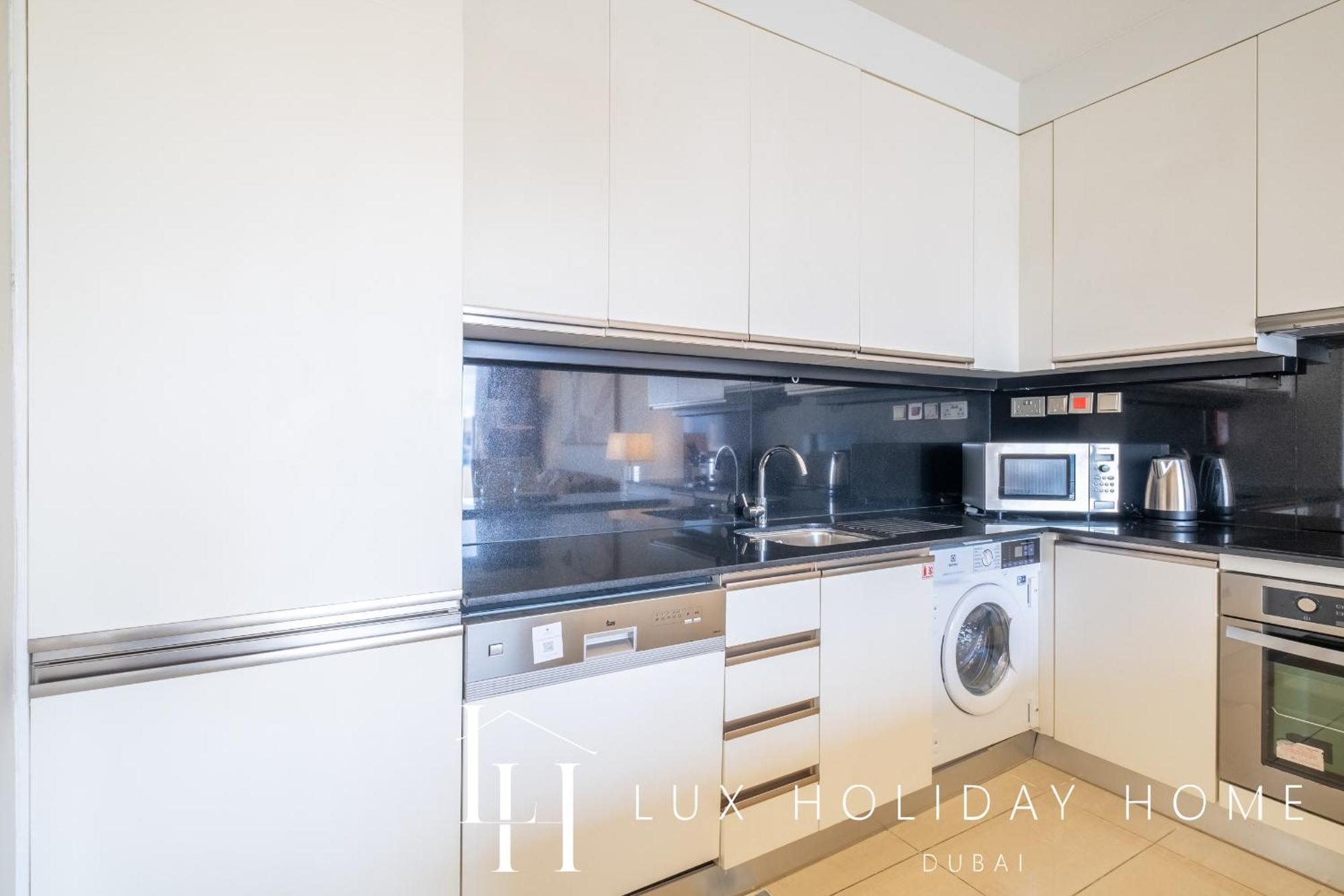 Apartment Lux The Jw Marina 3 *