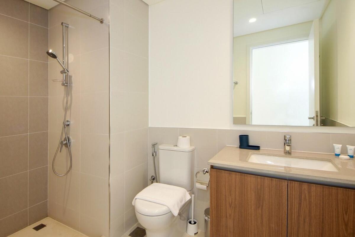 Villa Parkside 2 Family Townhouse-3br-emmar South Golf *