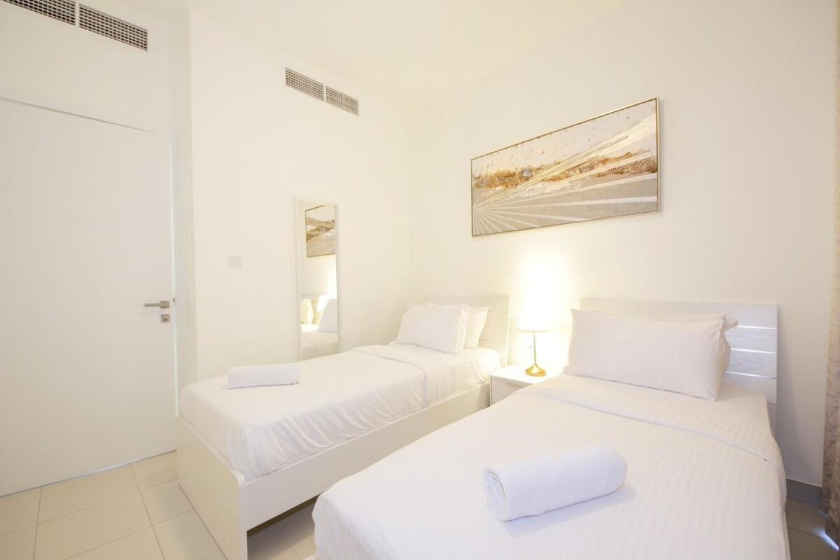 Parkside 2 Family Townhouse-3br-emmar South Golf Villa Dubai