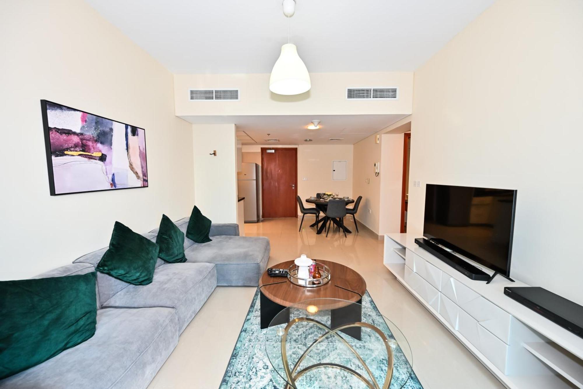 Apartment Spacious 1br In Difc Dubai