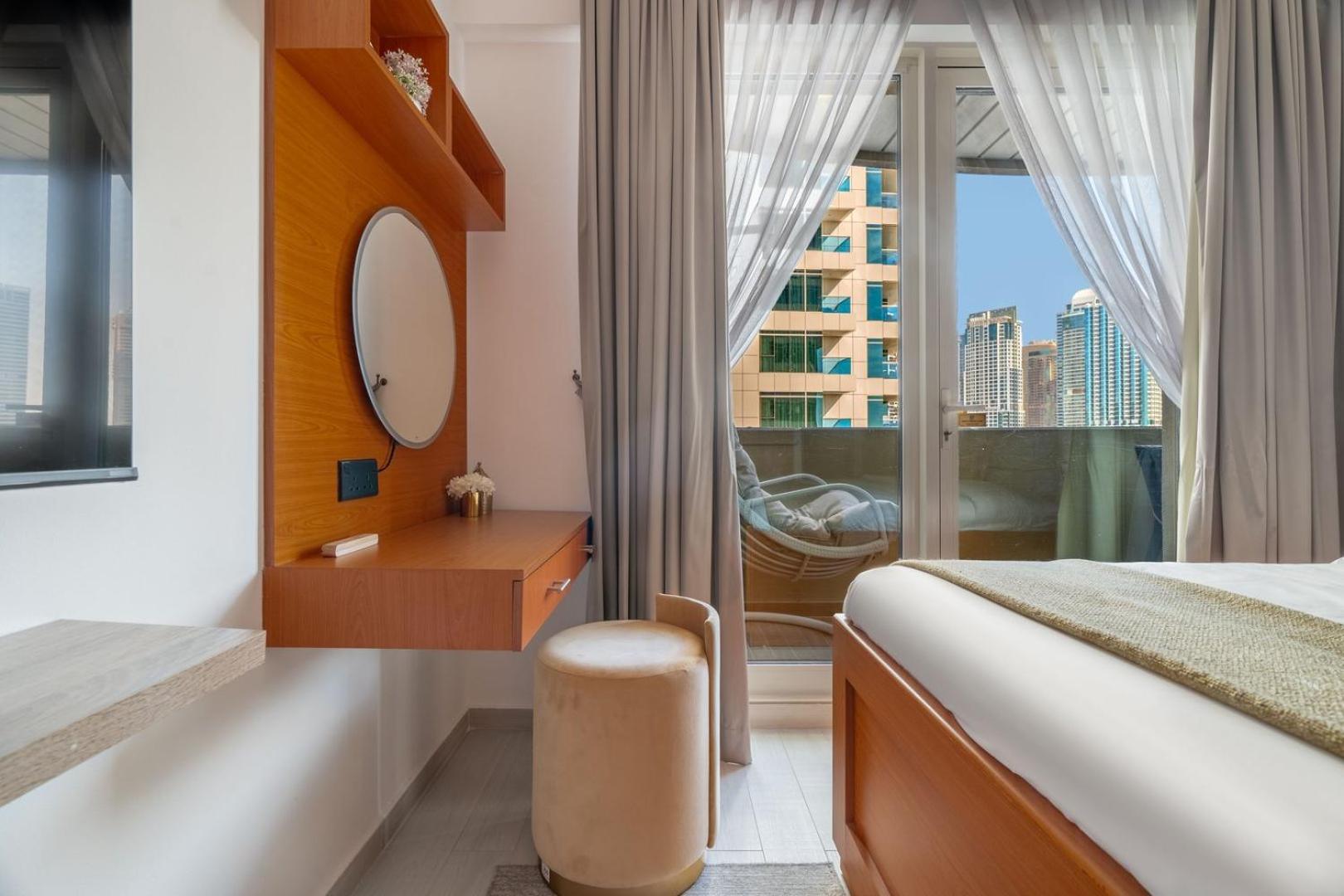 Guestready - Luxury Retreat In Marina Apartment Dubai