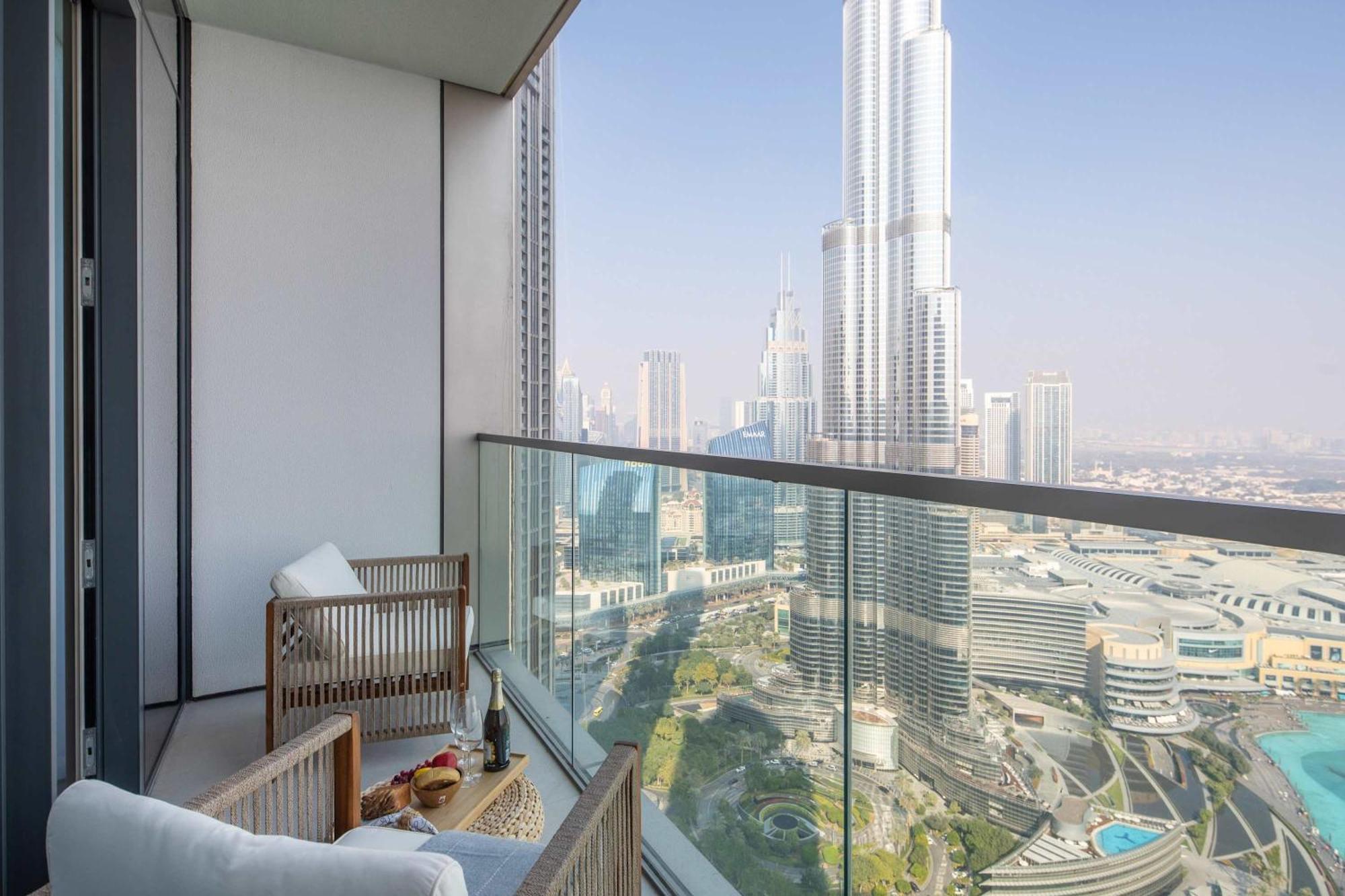 Frank Porter - Grande Signature Residences Apartment *