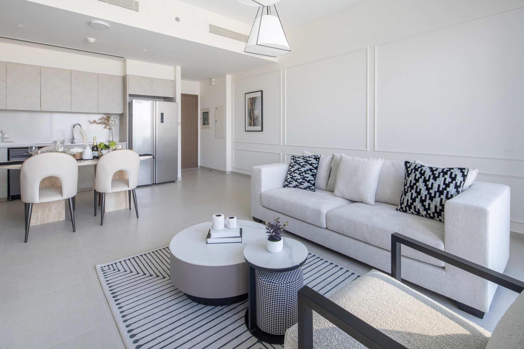 Frank Porter - Grande Signature Residences Dubai