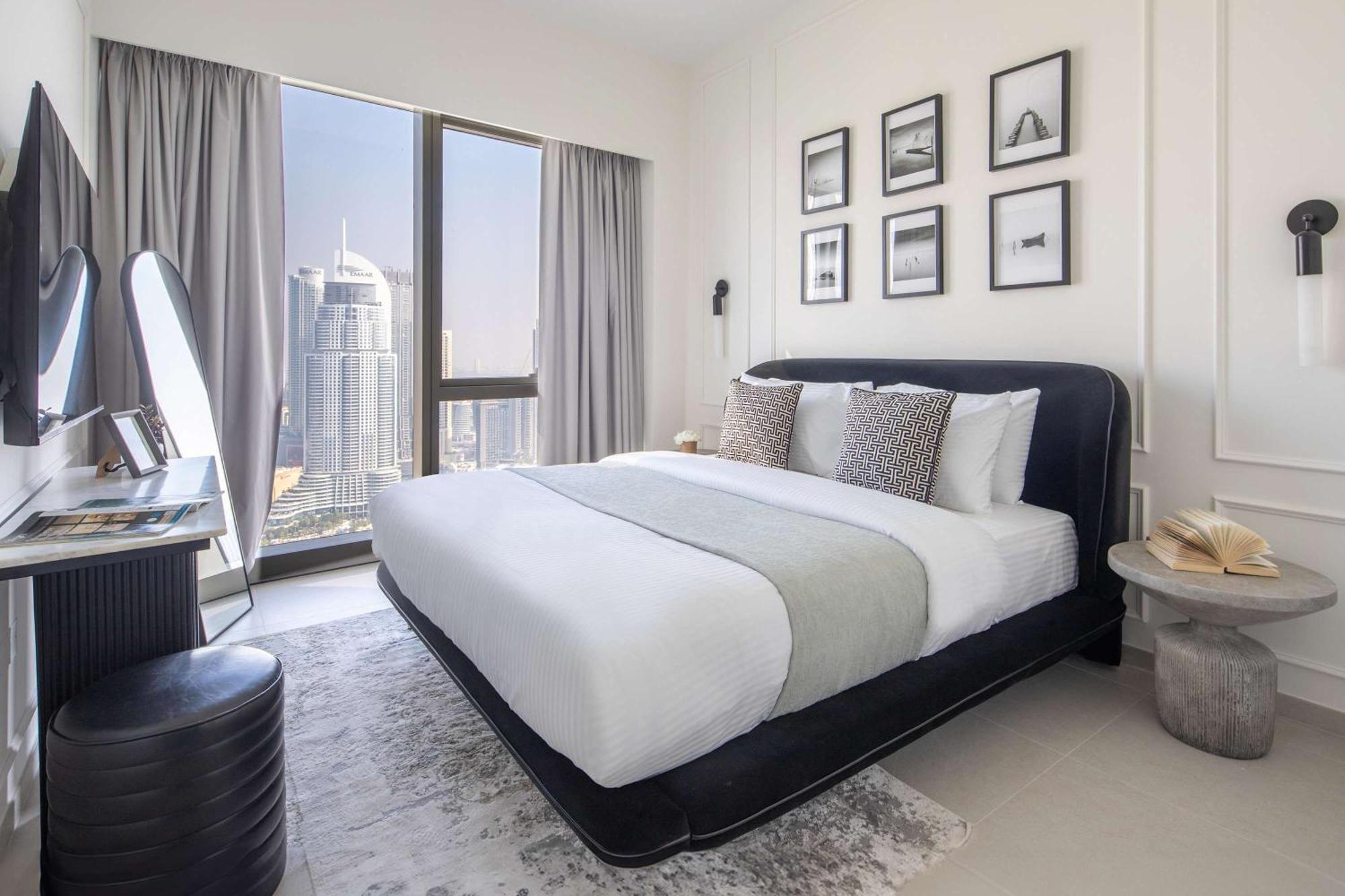 Frank Porter - Grande Signature Residences Dubai