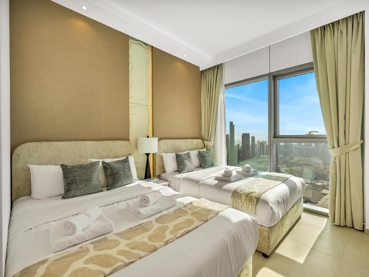 Royal Vista At Downtown Views Ii - Downtown & Burj Khalifa Views - Brand New Luxury 4br Apartment