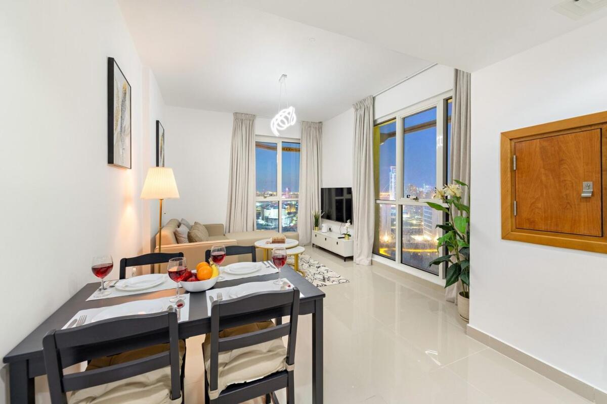 First Class 1br Classy With View Apartment *