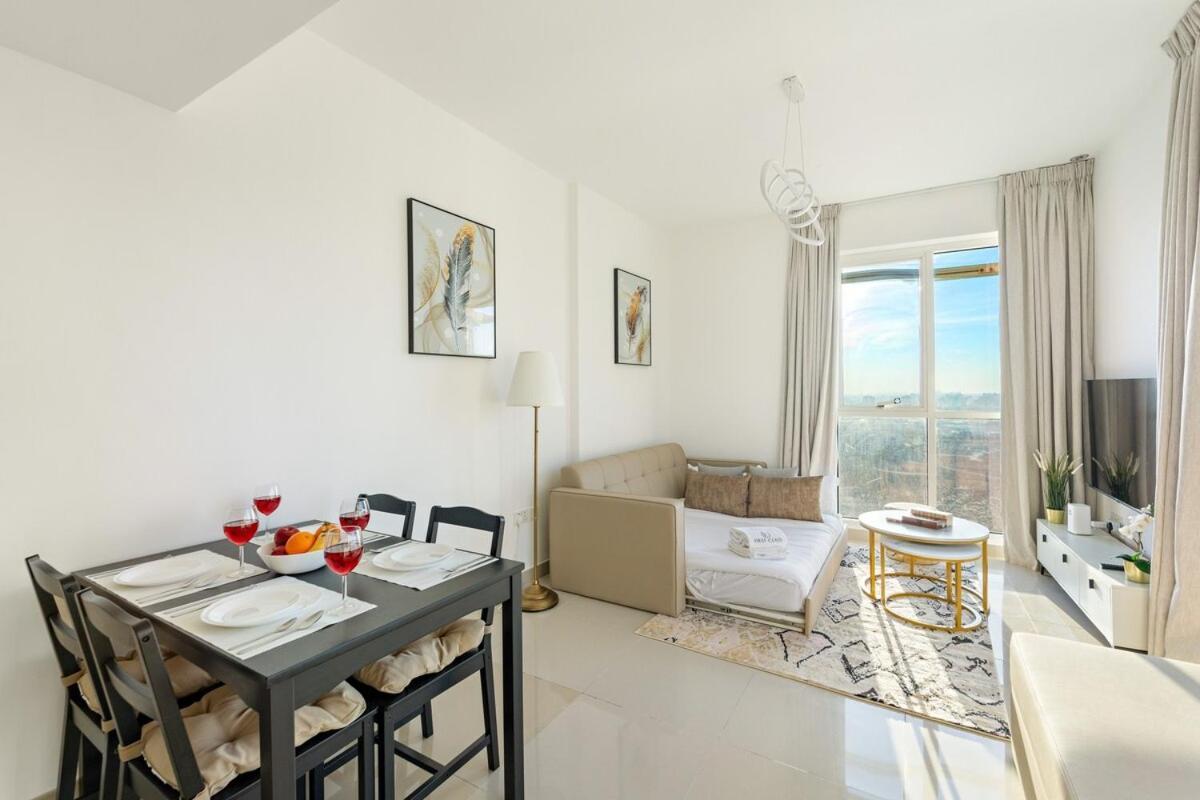First Class 1br Classy With View Apartment Dubai