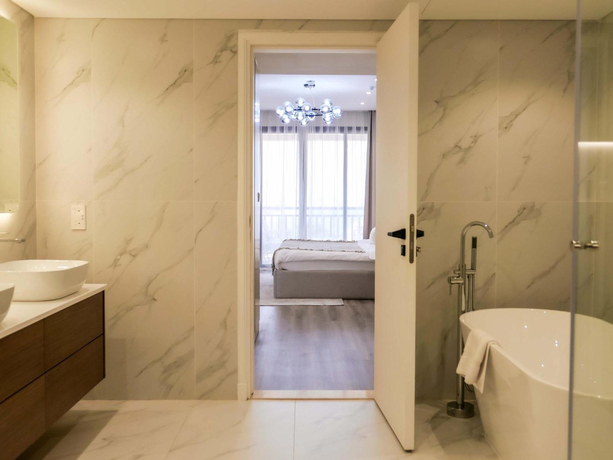 Renovated 1br Haven In 5 Star