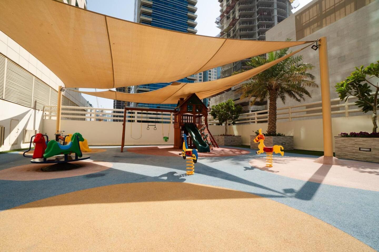 Vibrant One Bedroom In Jbr Apartment Dubai