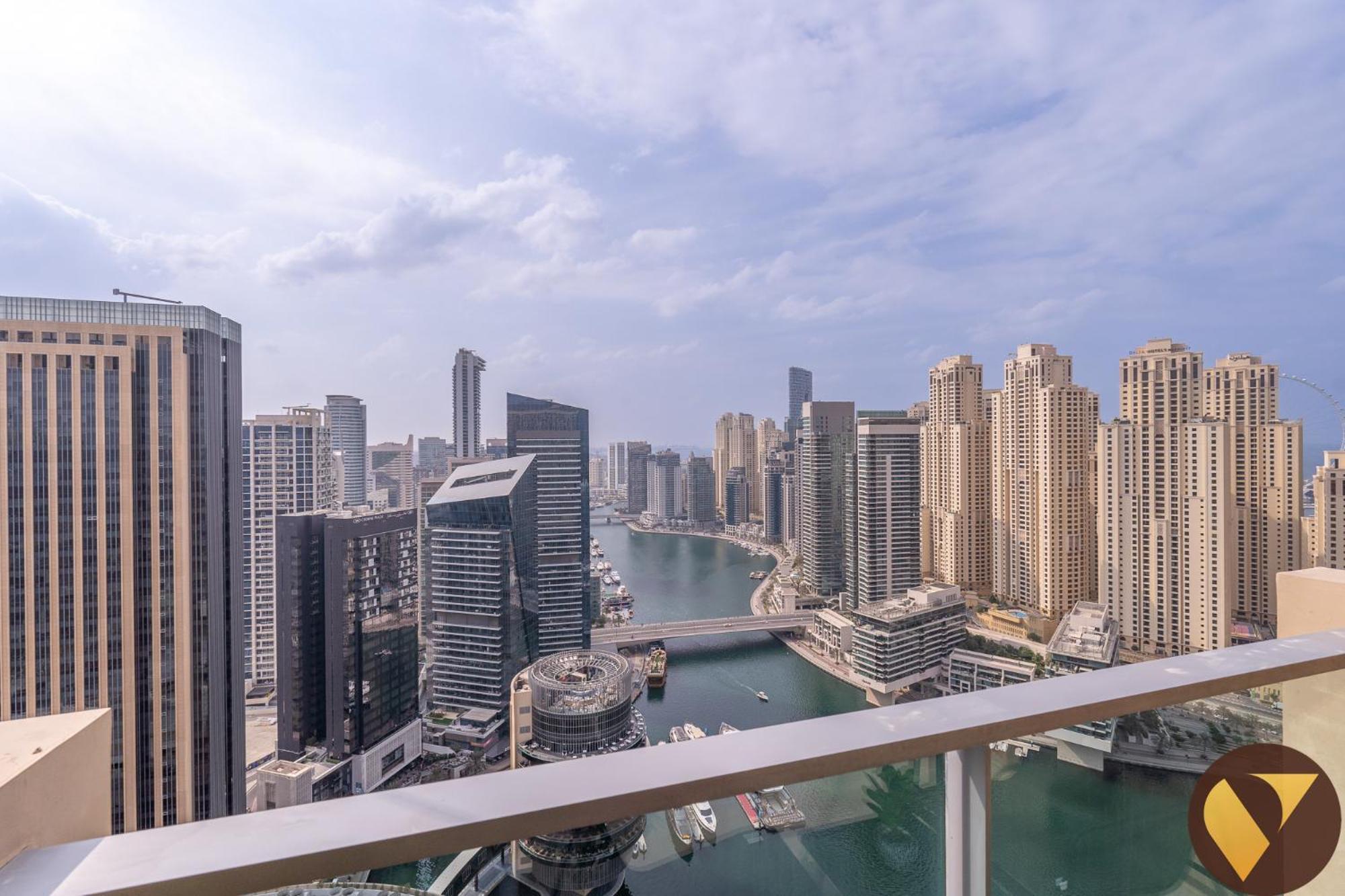Vogue, 30th Floor Luxury At The Address Marina - Stunning Full Marina View, Private Balcony And Amazing Bathtub Overlooking The Marina Apartment Dubai