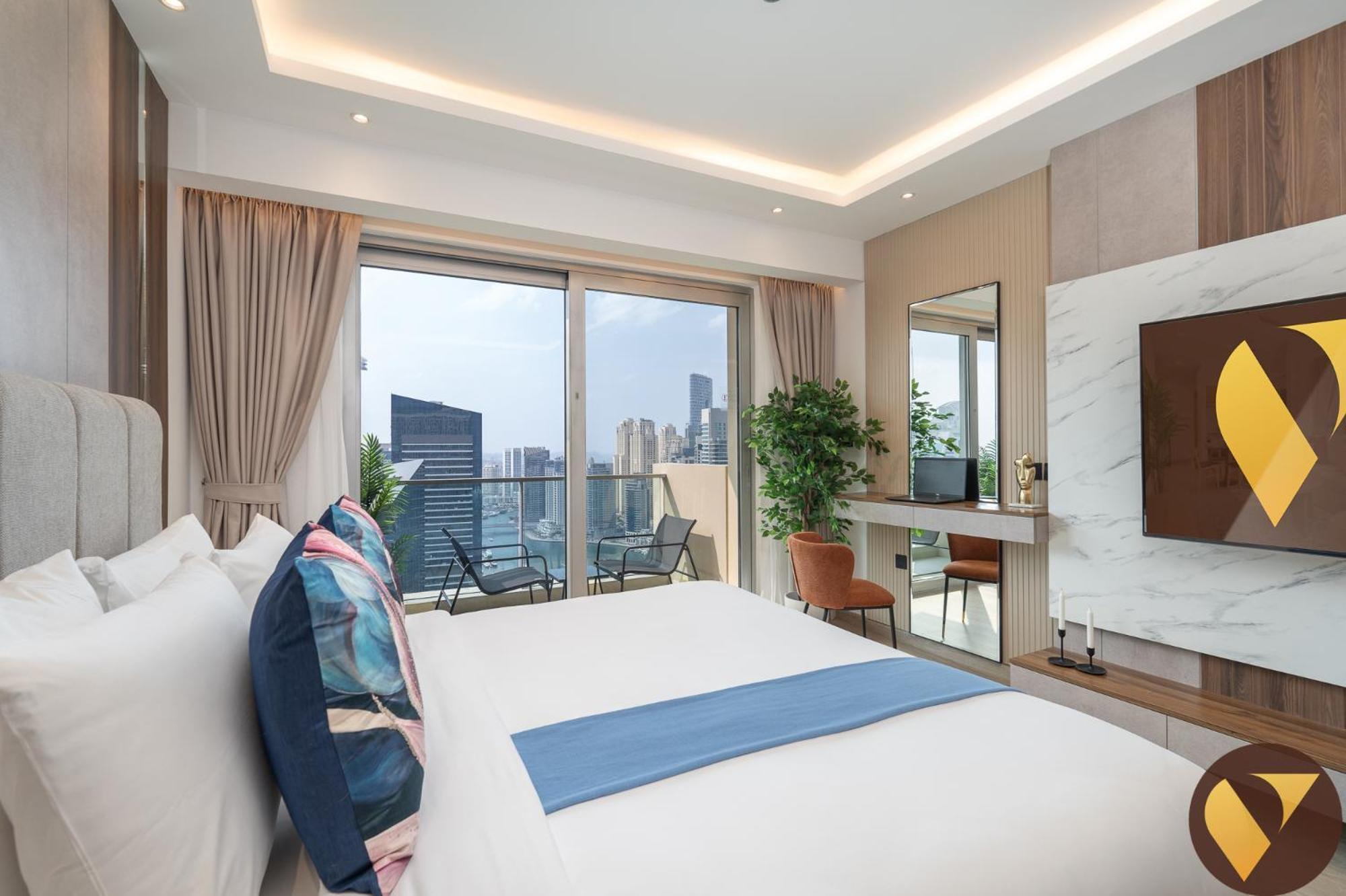 Vogue, 30th Floor Luxury At The Address Marina - Stunning Full Marina View, Private Balcony And Amazing Bathtub Overlooking The Marina Apartment