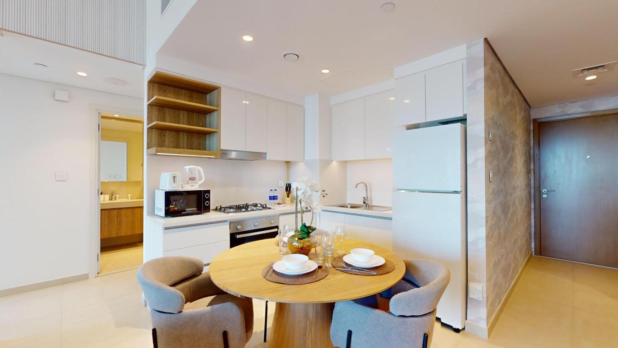 With 1 Bedroom In Financial Center Rd - * Dubai
