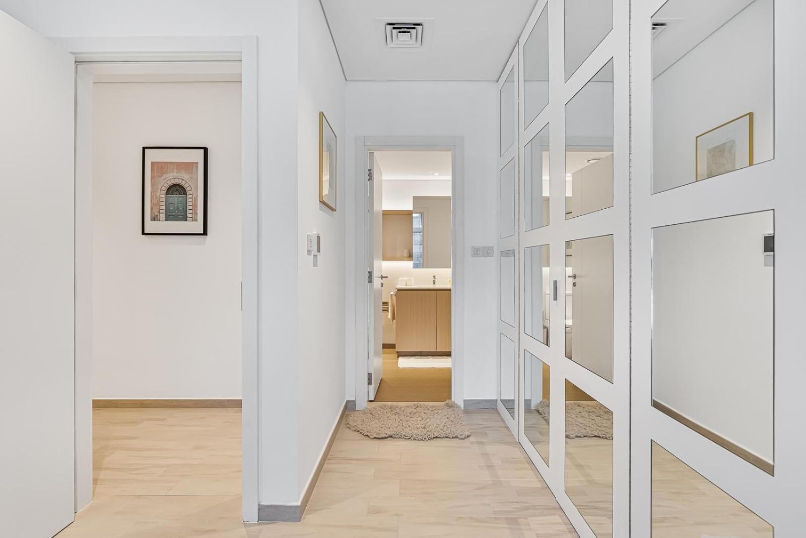 Apartment Stylish 1br With Gym, Pool & Private Parking