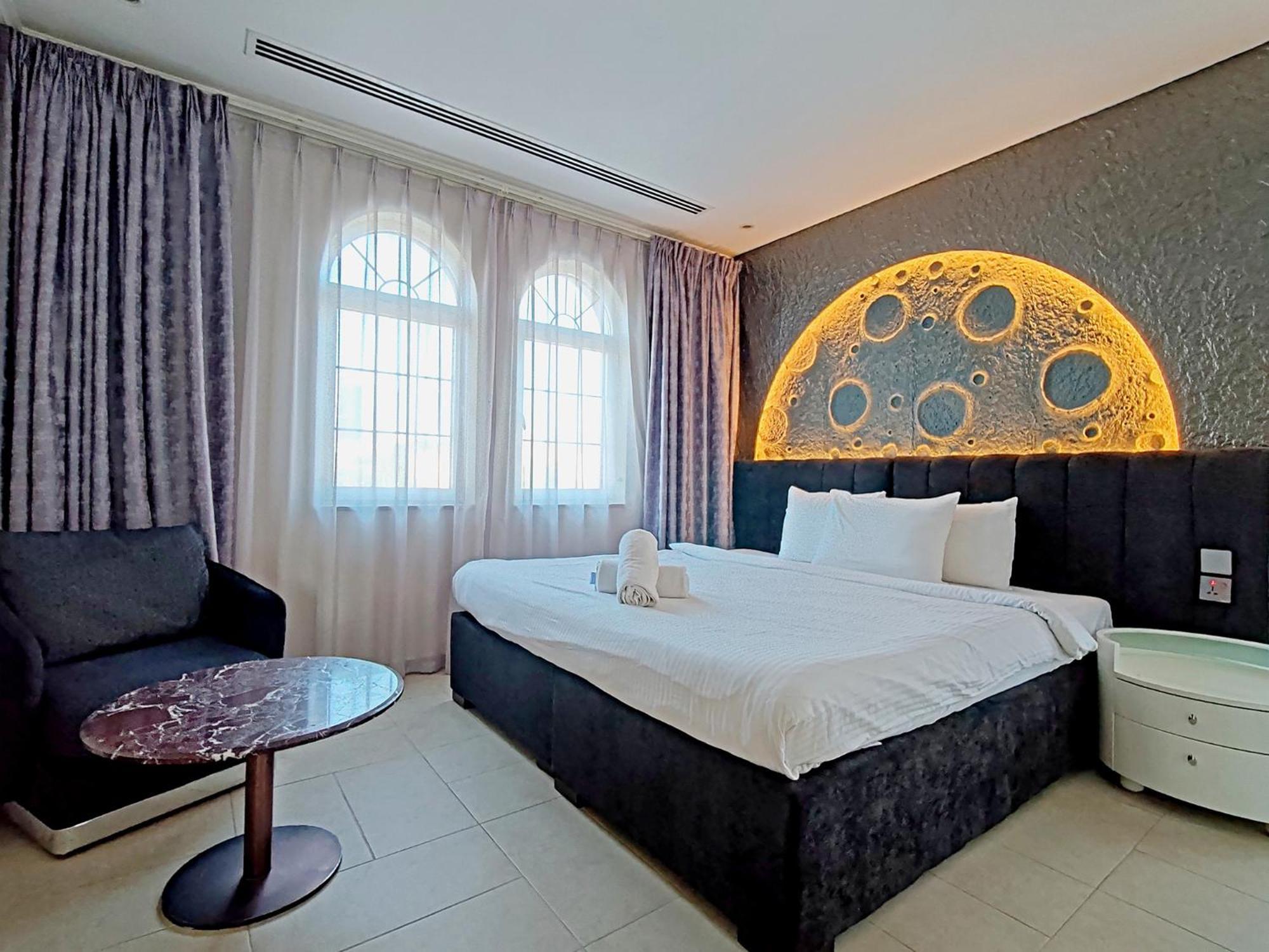 Royal Private Pool, Lux 7-bedroom On Marina * Dubai