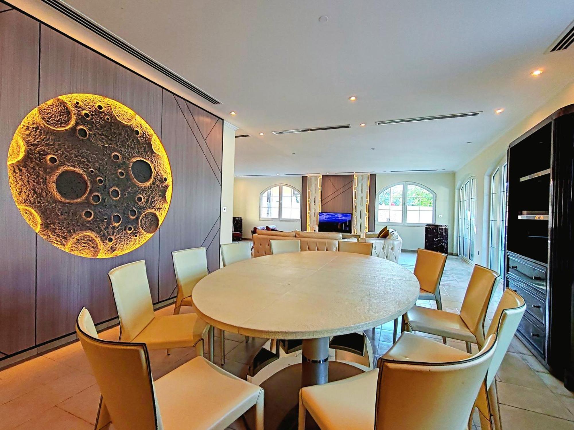 Villa Royal Private Pool, Lux 7-bedroom On Marina *