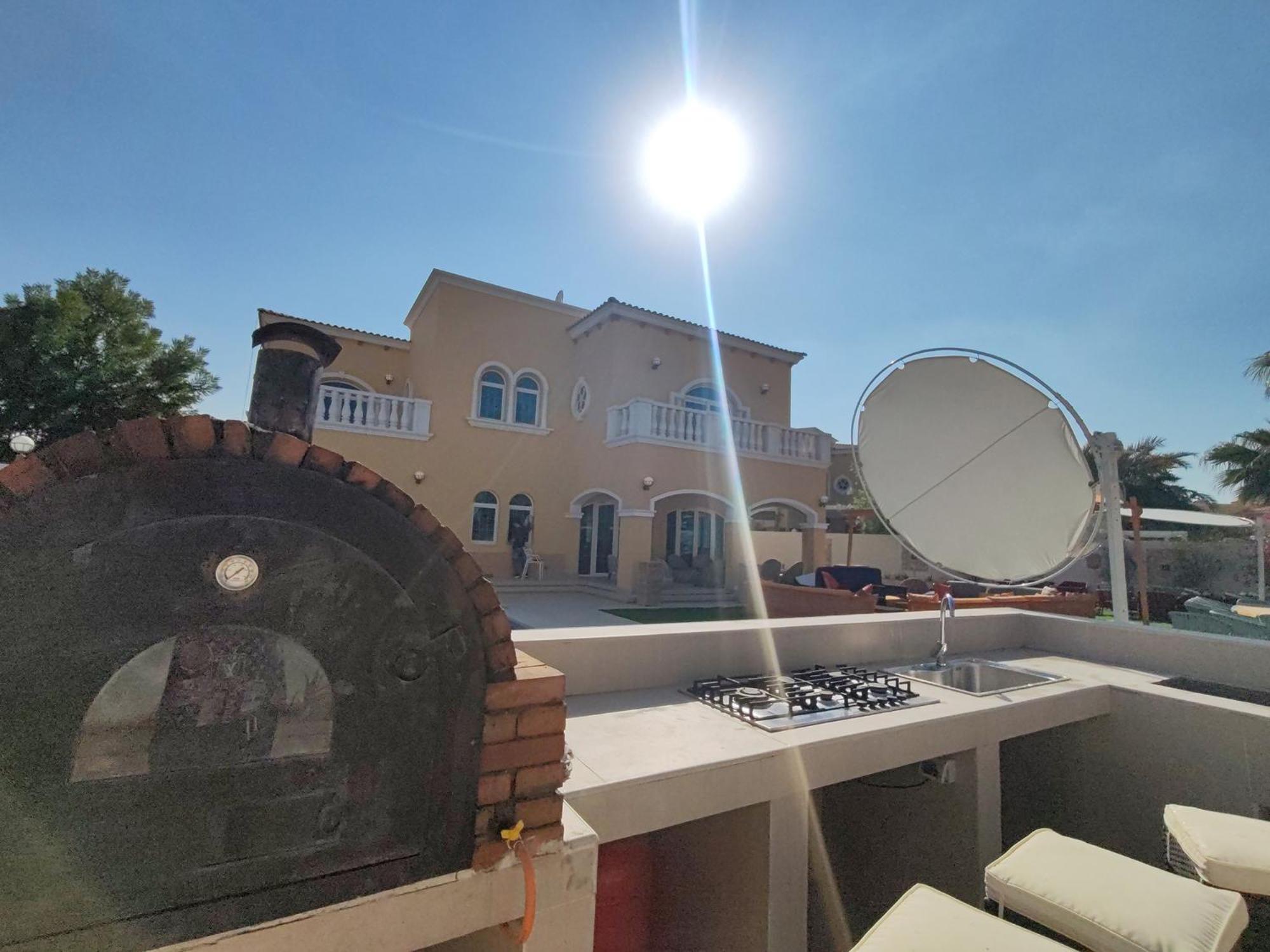 Royal Private Pool, Lux 7-bedroom On Marina Dubai