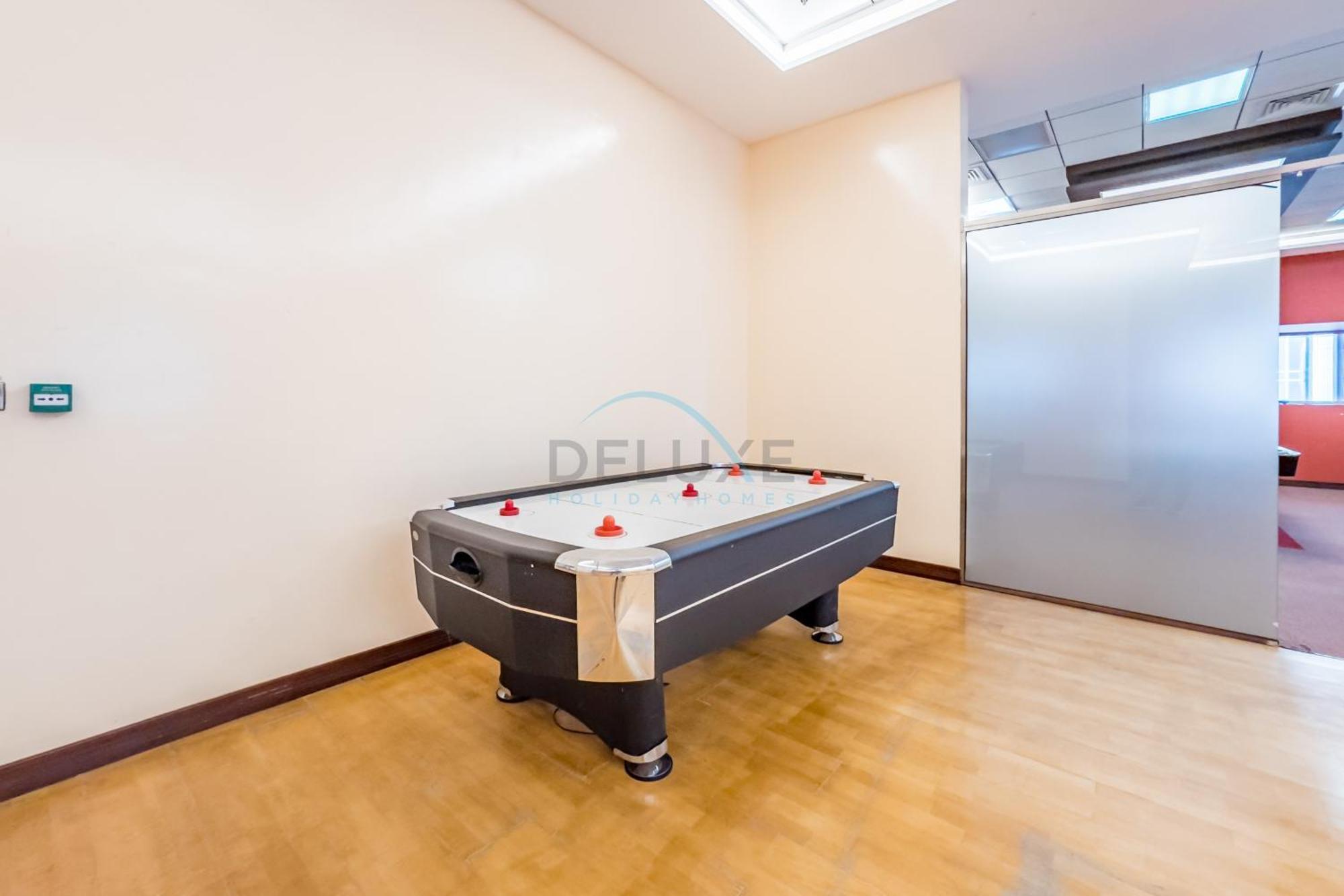 Upgraded 1br Overlooking Palm Jumeirah & Sea Views From Living To Bedroom, Elite Residence, Marina By Deluxe Homes Apartment *