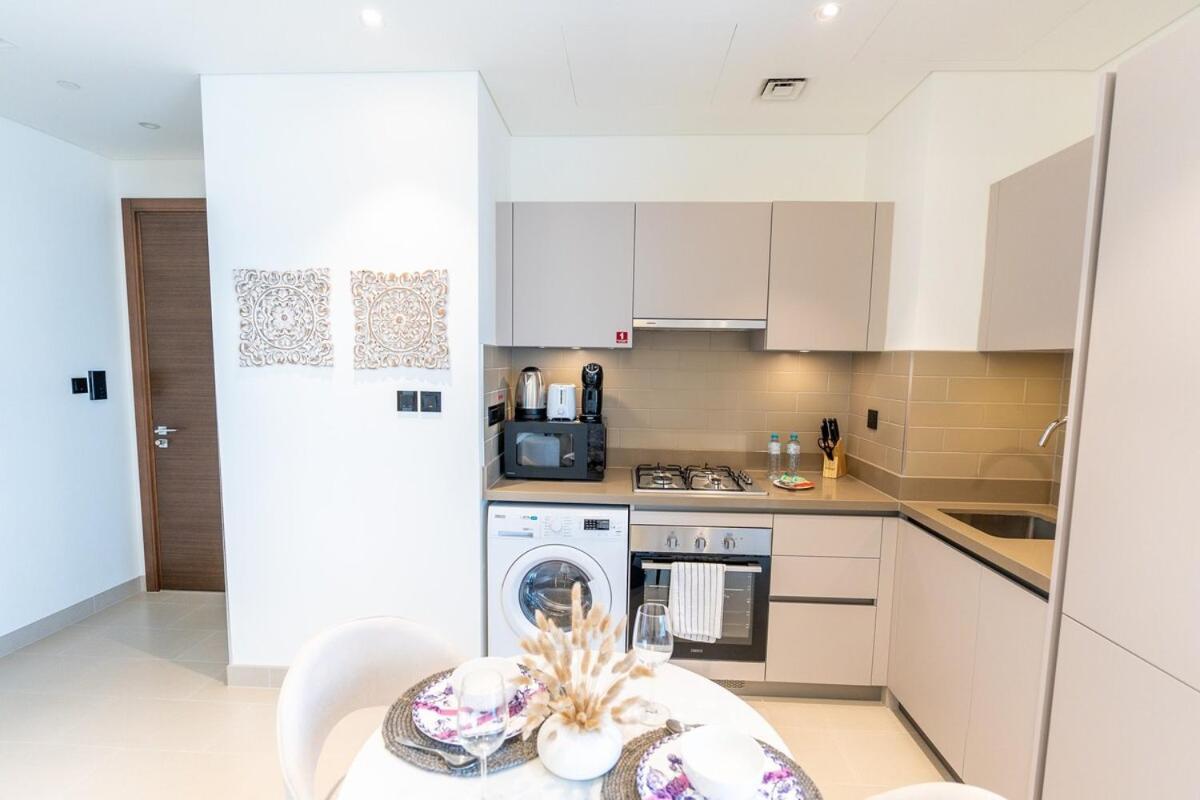 Modern 1br In Sobha Creek Vista Reserves Apartment Dubai