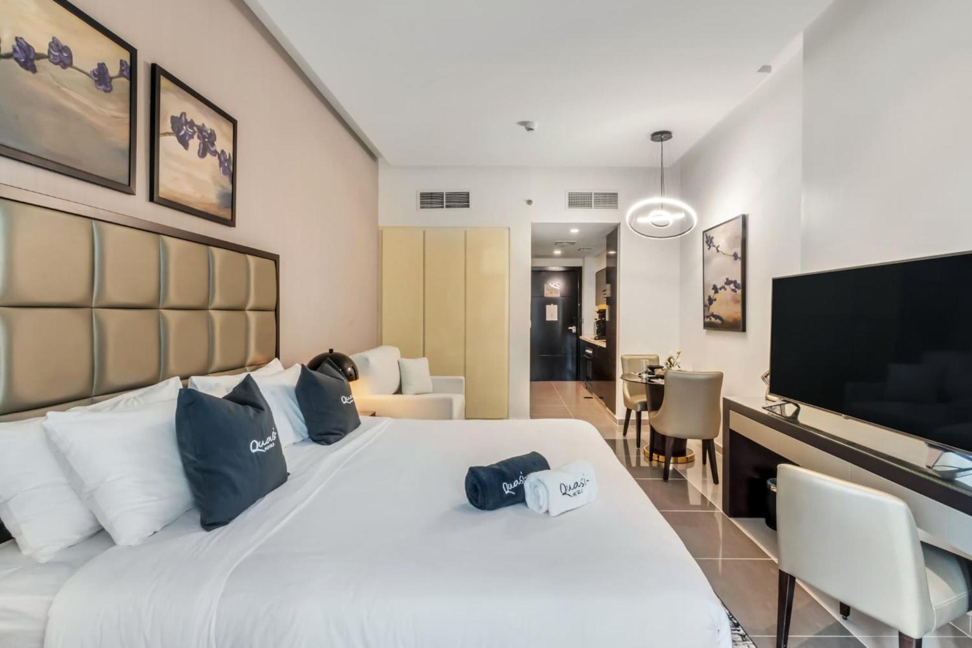 Stylish In Business Bay Close To Burj Khal Apartment Dubai