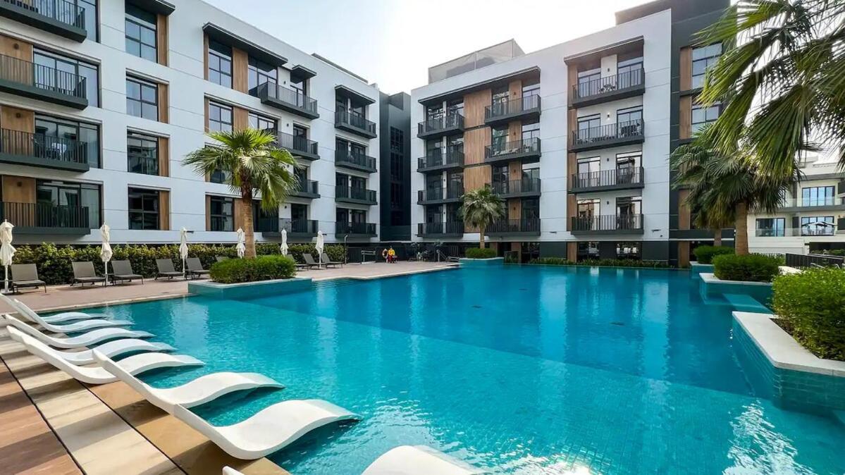 Sleek & Modern 1br With Luxury Pool In Jvc