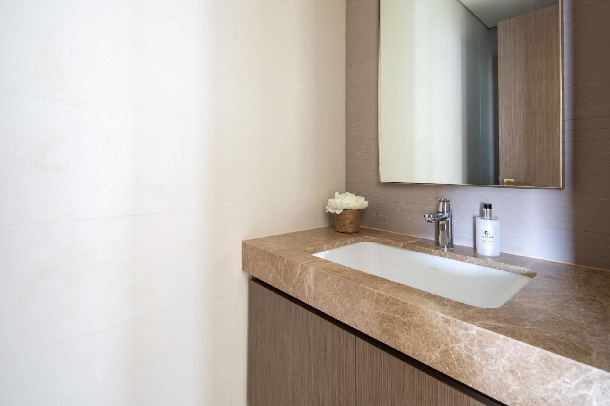 Apartment Frank Porter - Grand Bleu Tower *