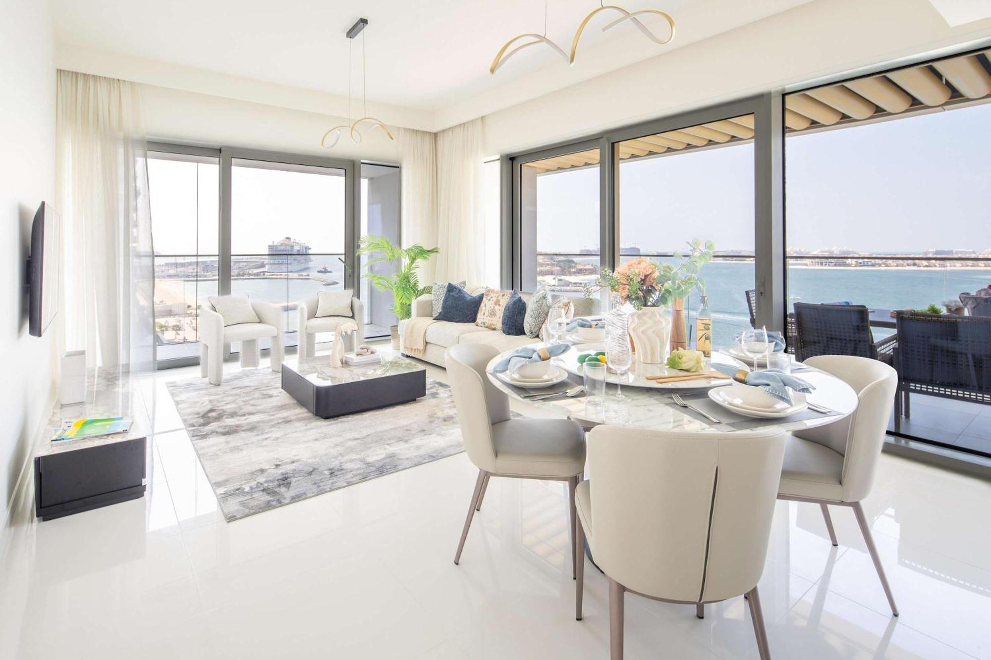 Frank Porter - Grand Bleu Tower Dubai