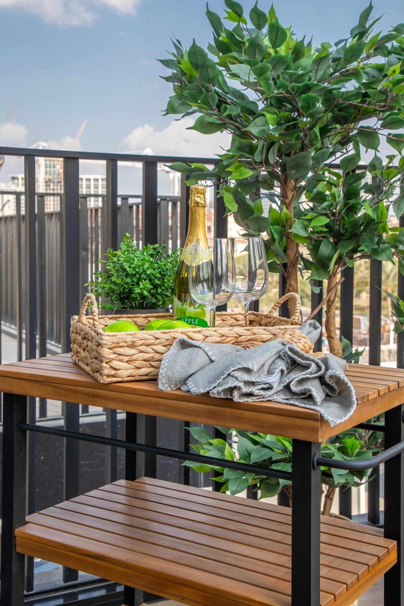 Frank Porter - Oakley Square Residences A Apartment *