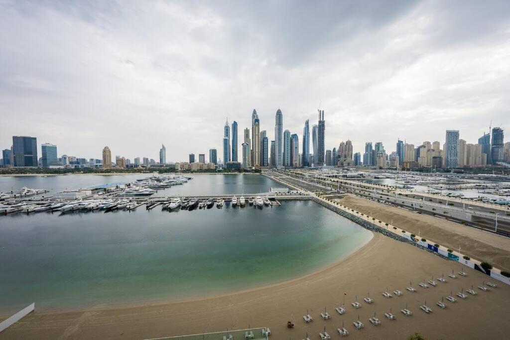 Apartment Glamorous 3br With Marina View Dubai
