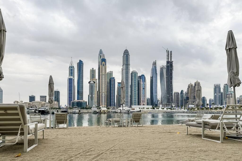 Glamorous 3br With Marina View Apartment Dubai