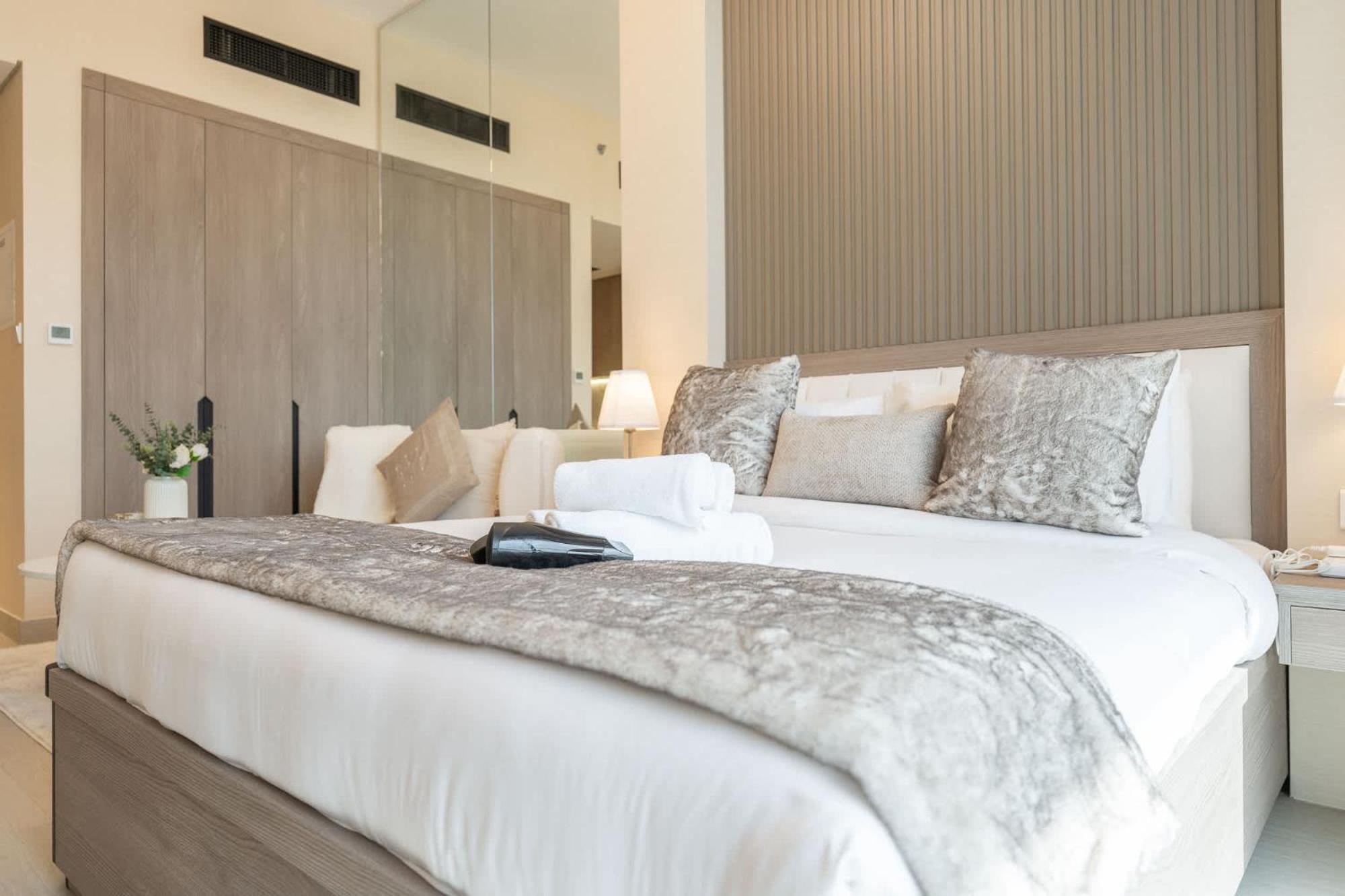 Apartment Heart Captivating In Laya Heights *